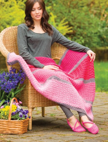 Martingale Crochet Pink Book