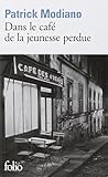 Front cover for the book Dans le café de la jeunesse perdue by Patrick Modiano