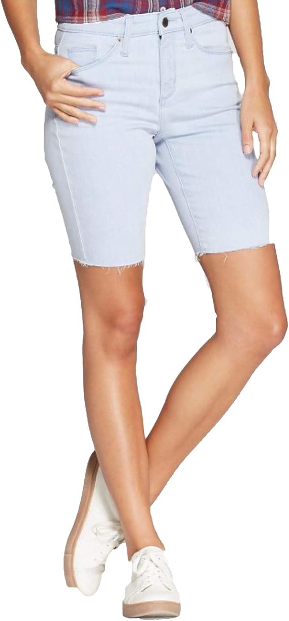 Universal Thread Women's High Rise Bermuda 9