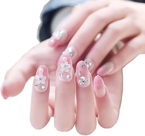 Amazon Co Jp スタイリッシュな結婚式のブライダルネイルジュエリーフレンチネイルラインストーンネイルアートフォールネイルズ 10 おもちゃ