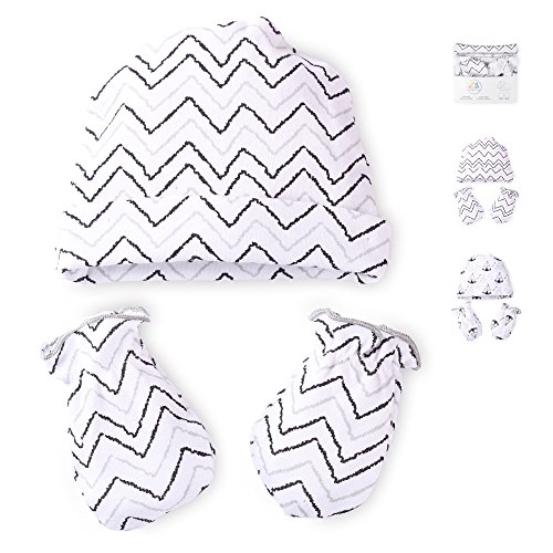 baby hat and mittens set 