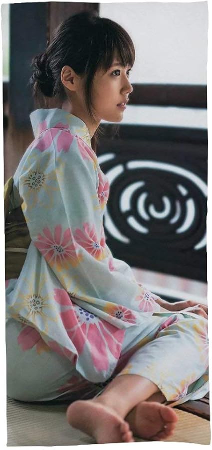 Amazon 有村架純バスタオル 綿 大判 ホテルスタイルタオル ハンギングバス 家庭用プール 商業用吸水 速乾性 抗菌 脱臭 ふわふわソフトタオルブランケット 70 140cmベージュ4セット バスタオル ホーム キッチン オンライン通販