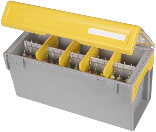 Plano Edge Master Spinnerbait Tackle Storage | Premium Tackle Organization with Rust Prevention, Clear/Yellow: Sports & Outdoors