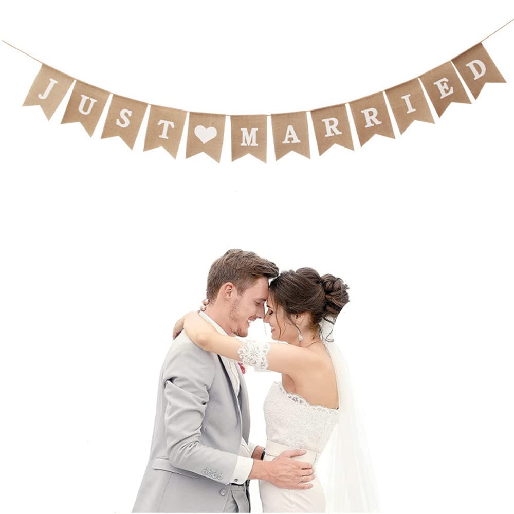JUST MARRIED Hessian Bunting Banner Rustic Burlap 12 Flags Photo Booth Props Signs for Wedding Car Wedding Party Decoration Home Indoor Outdoor Decor Hanging Reception Garlands Pre-Strung NO DIY