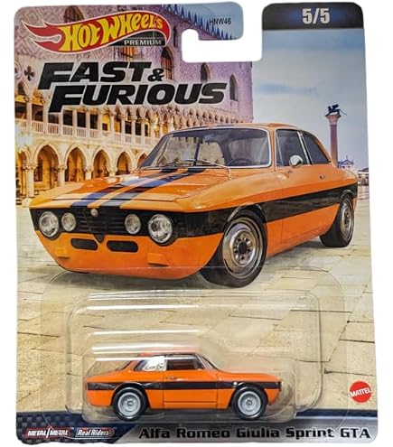 Amazon.com: Hot Wheels Alfa Romeo Giulia Sprint GTA Vehicle : Toys
