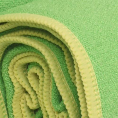 YogaRat Mugzy's Mutt Towel: Textured 100% Microfiber pet Towel absorbs tons of Water and Won't Trap Fur. It's Super-Thin and Light, Making it Easy to Dry Your Doggie After Bath time. 28" x 50"