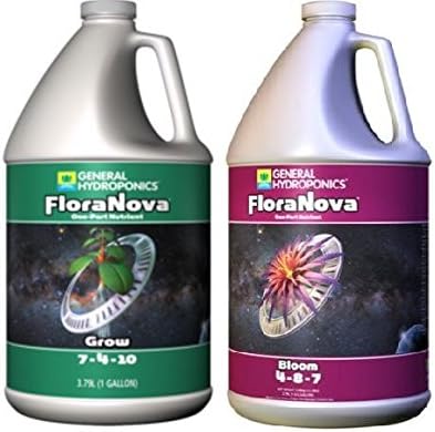 une bouteille pour le stade végétatif, et une bouteille pour le stade de la floraison