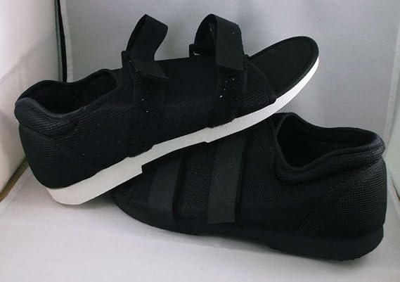 Post Op Shoe in Black Size Small, Gender