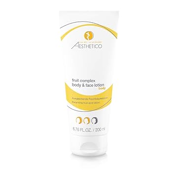 applying liquid foundation