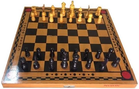 Le Buckle Chess Board