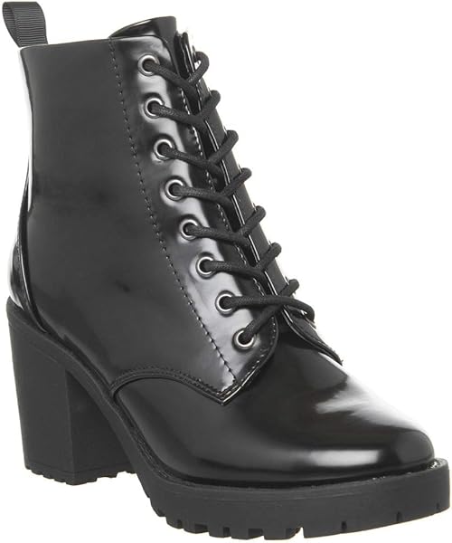 lace up cleated boots