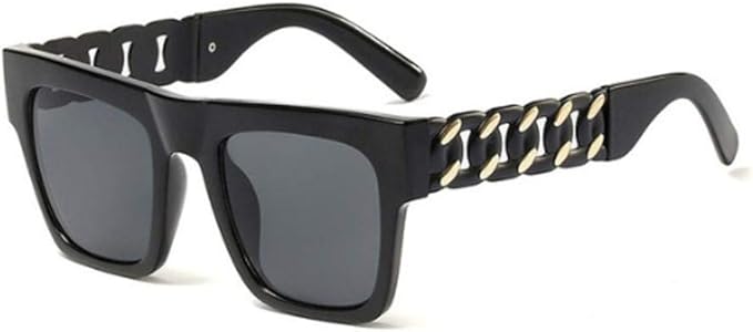 gafas negras cuadradas