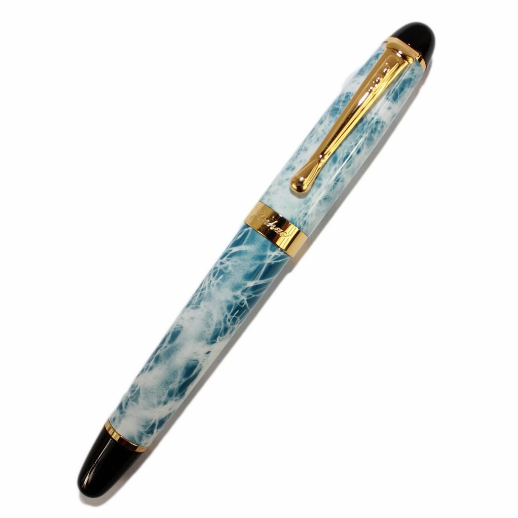 Gullor 450 lIght blue and white pattern flog medium fountain pen with golden clip