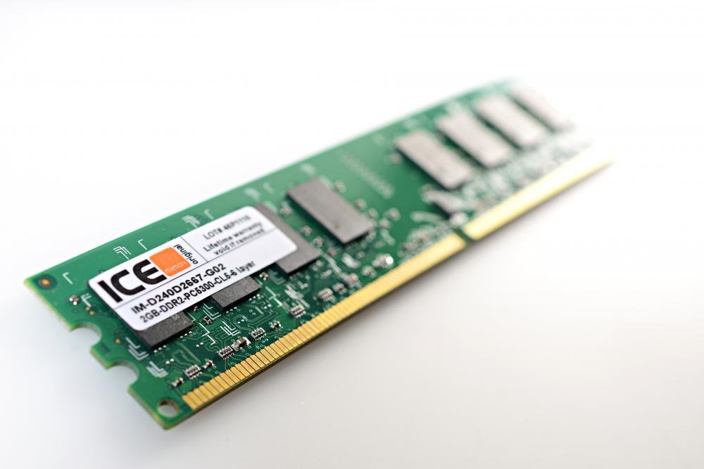 ICEmemory IMD240D31066EG08 8 GB DDR3-1066 DIMM ECC RAM Memory