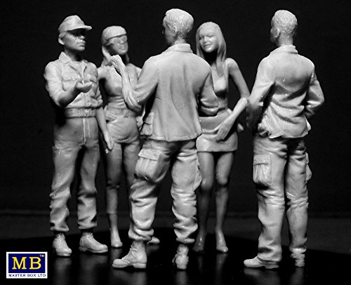 1:35 Somewhere In Saigon Vietnam Model Kit