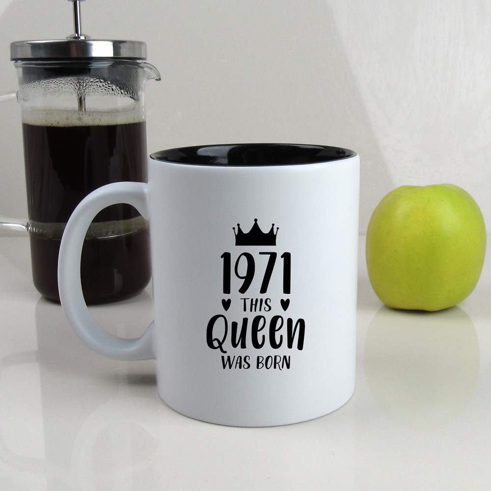 eBuyGB Gift for Mum Engraved Black Reveal Coffee Mug-1971 This Queen was Born Design-350ml Tea Cup, 50th Birthday Women, Her, Ceramic