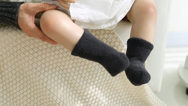 Ninecoo-Baby-Anti-Skid-Cozy-SocksThick-Warm-Soft-Infant-Grippy-Fluffy-SocksToddler-Fuzzy-Kids-Girls-Boy