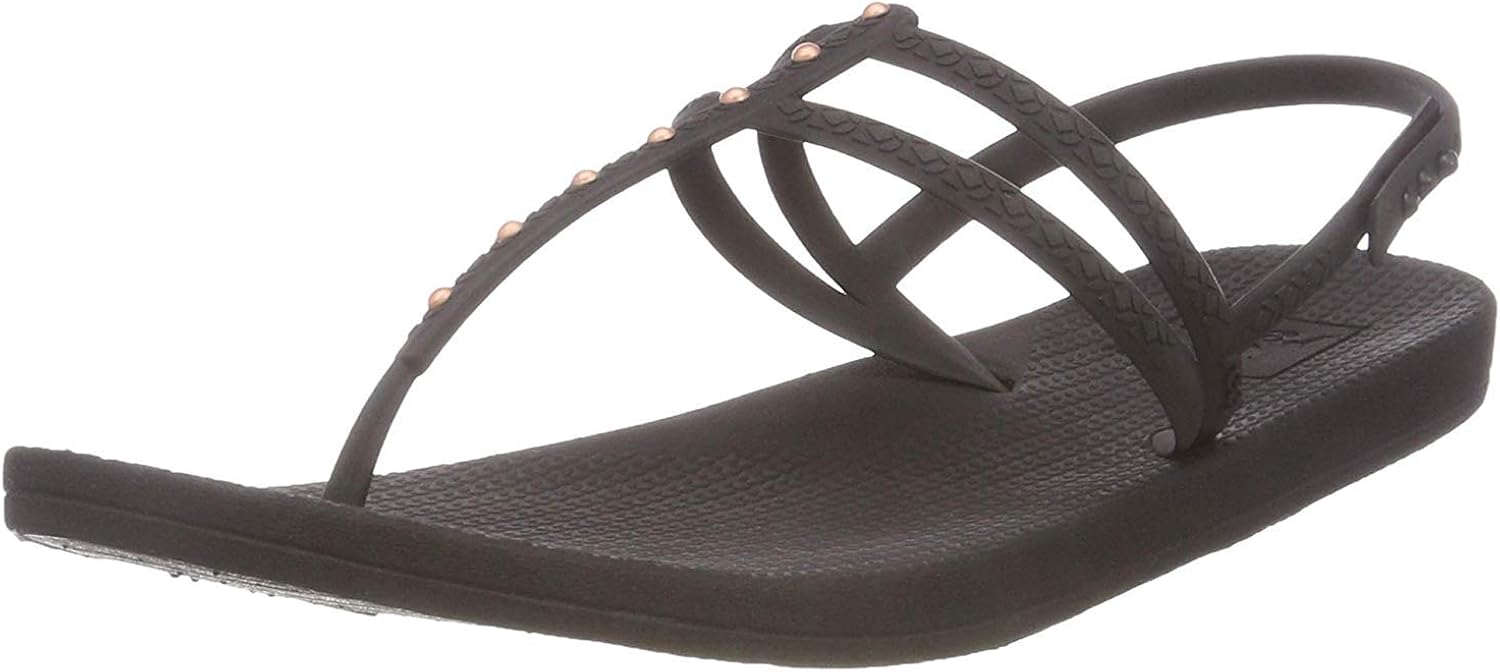 reef t strap sandals