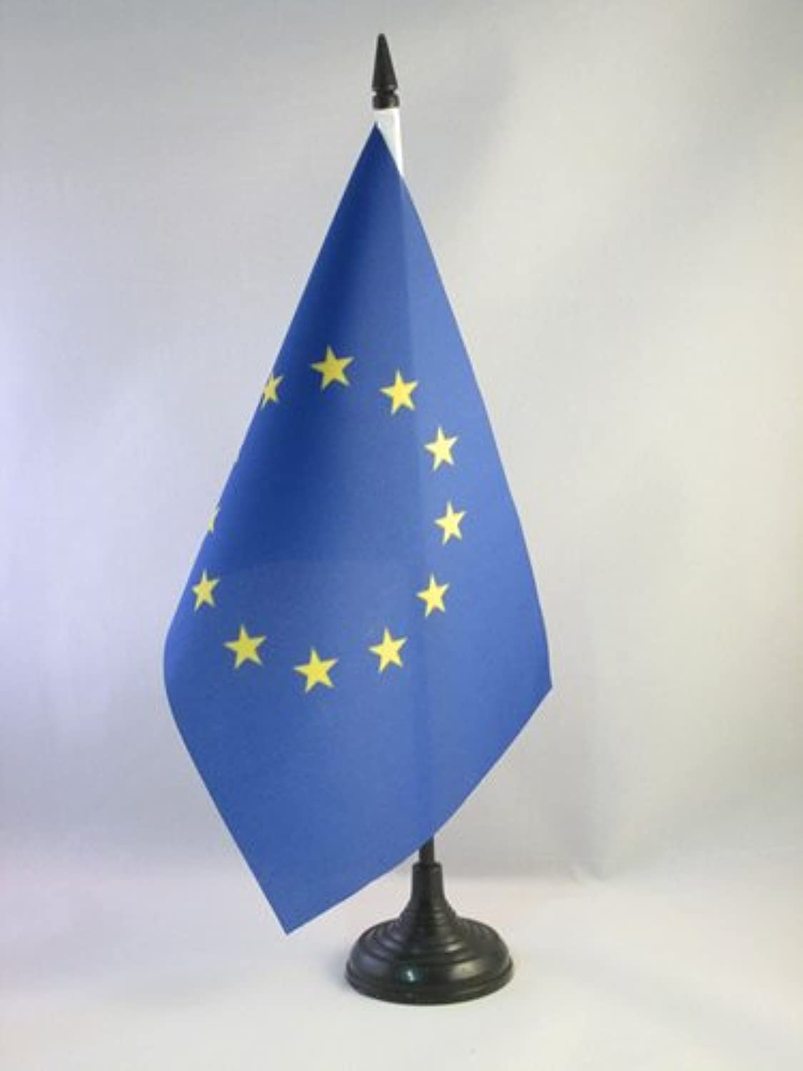 AZ FLAG Europe Table Flag 5'' x 8'' - European Union Office Decoration 100% Polyester 21 x 14 cm - Mini Desk Flag with Pole and Black Plastic Base
