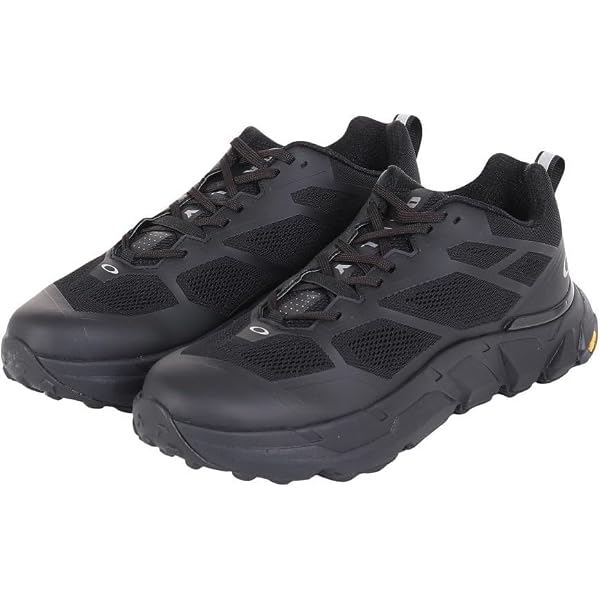 Amazon.com | Oakley Dry Jet Black | Fashion Sneakers display picture 2
