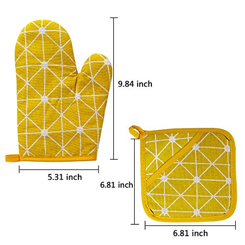 IEIK Oven Mitts and Potholders, Kitchen Mitts and Pot Holders with Recycled Cotton Non-Slip Cooking Gloves for BBQ Cooking Baking Grilling, Set of 4 (Yellow)