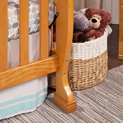 DaVinci Kalani 4in1 Convertible Crib in Oak, Greenguard Gold