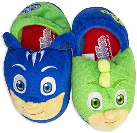 boys slippers size 4