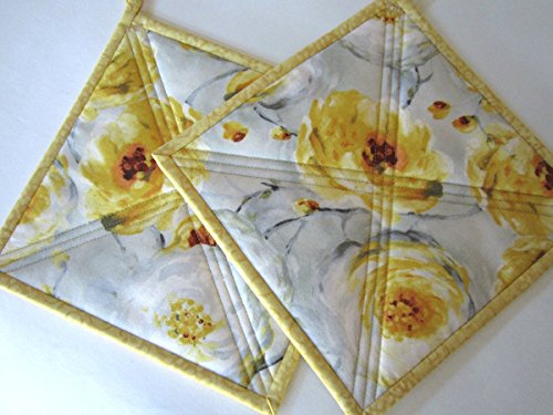 Potholders Spring Floral Easter Set of 2 Pot Holders