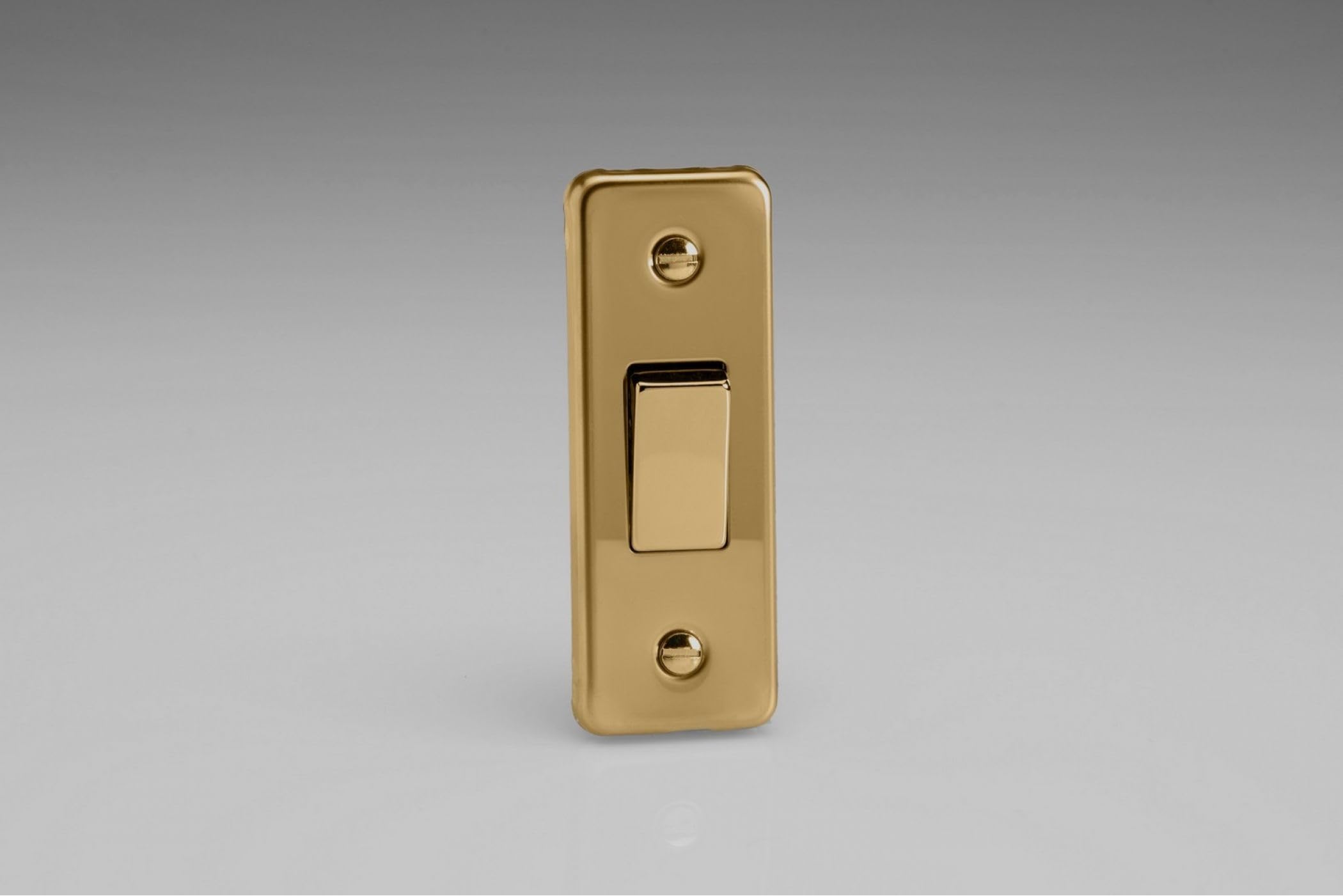 Varilight 1-Gang 10A 1- or 2-Way Rocker Architrave Switch Victorian Brass