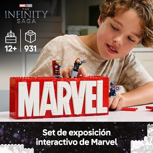 LEGO Marvel: Logo da MARVEL e minifiguras dos Vingadores Capitão América, Hulk, Thor, Homem de Ferro e Viúva Negra, Modelo de Decoração 3D, Brinquedo de Super-herói para Meninos e Meninas de 12 anos ou mais 76313