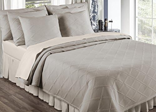 Europa Fine Linens Evora Matelasse Bedding, Coverlet Twin Size 63-Inch by 88-Inch, Taupe