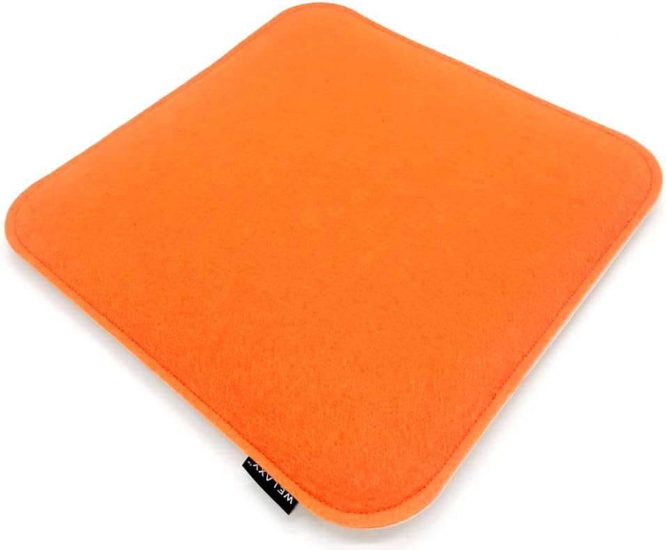 Best seat cushion for plastic chair