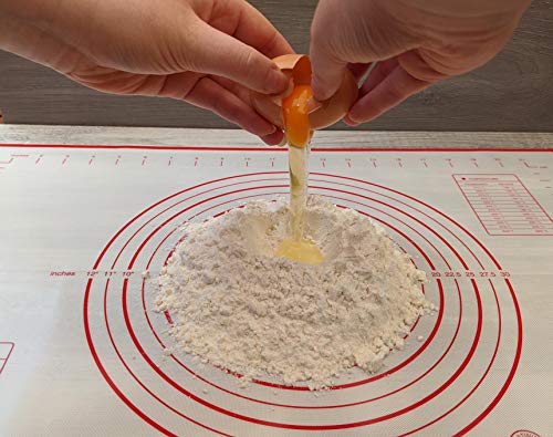 Checkered Chef Pastry Mat - Silicone Baking Mat With Measurements For Rolling Dough - Non Slip - Perfect For Kneading and Rolling Dough - Bread, Pasta, Cookies, Pizza And Pie