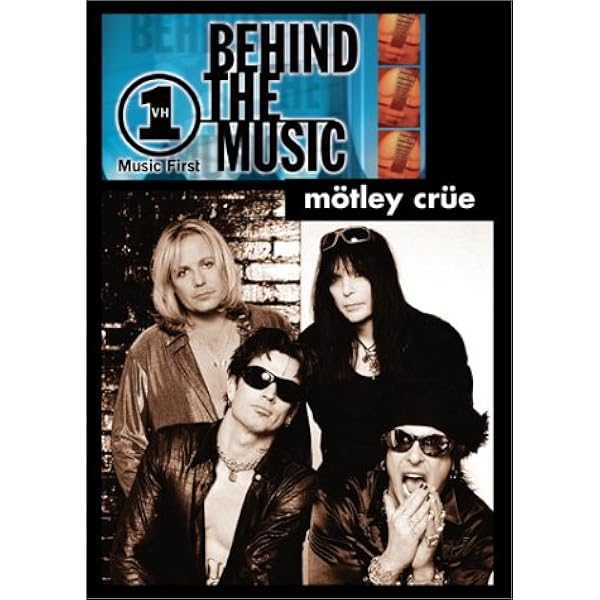 Amazon.com: Motley Crue: A Visual History, 1983-2005