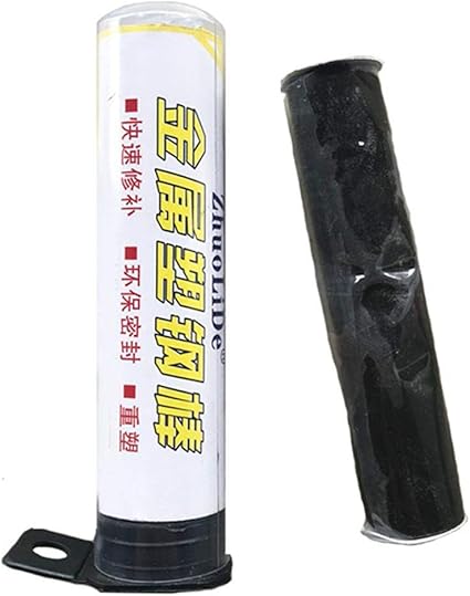 Produit pour boucher trou radiateur voiture