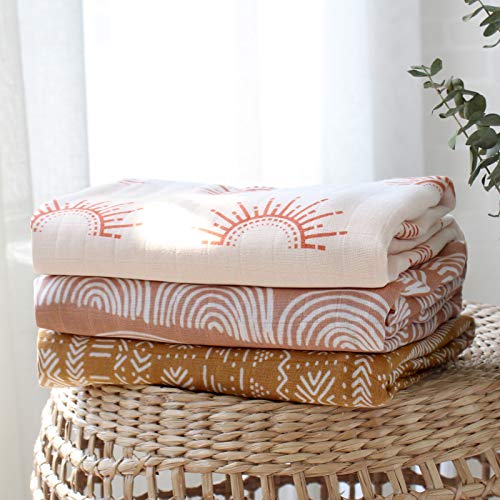 LifeTree Newborn Swaddle Set with Matching Hat and Bow, Wooden Birth