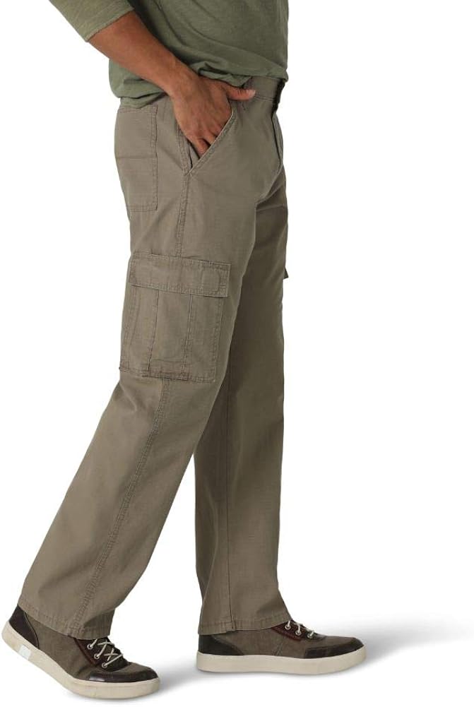 Wrangler Authentics Men's Classic Twill Relaxed Fit Cargo Pant at  Men’s Clothing store