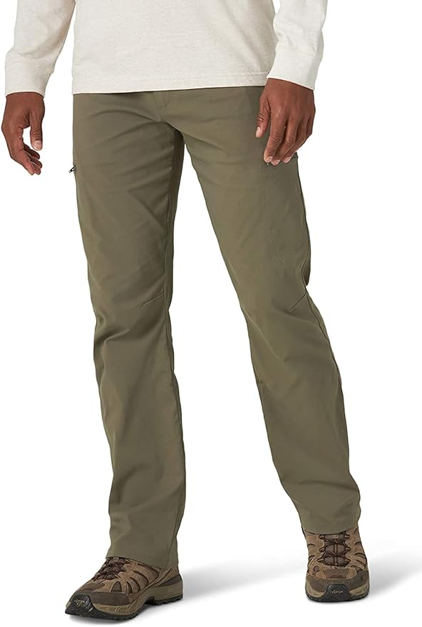 Wrangler Men's Earth Green Outdoor Performance Cargo Pants (38 x 30