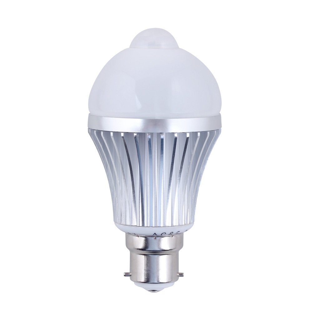 Daffodil LEB30 Motion and Light Sensitive PIR LED Light Bulb