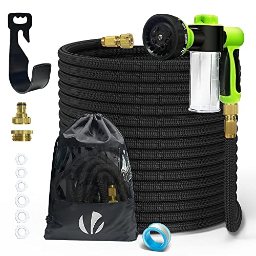 VOUNOT® Tubo Irrigazione Estensibile 30m, Tubo Flessibile da Giardino con Dispenser Sapone e Pistola a Spruzzo d'Acqua 8 Funzioni, Connettore in Ottone 1/2" e 3/4" e Gancio e Organizer Inclusi, Nero