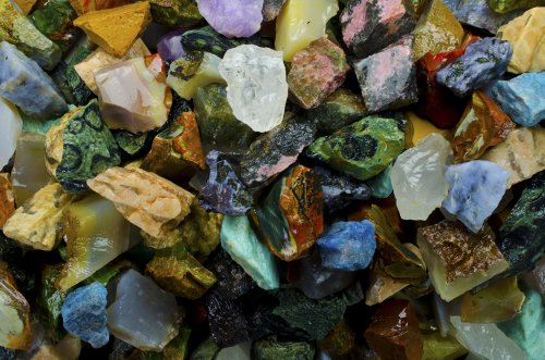 Hypnotic Gems Materials: 3 lbs (BEST VARIETY) of a 28 Stone Extraordinary Mix From Madagascar - 28 Different Stone Types in EVERY bag! Raw Natural Rough Rock Crystals for Tumbling, Cabbing, and More! - Thumbnail 5