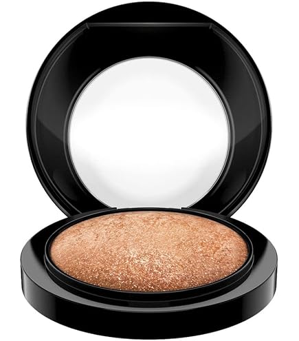 Amazon.com : MAC Mineralize Skinfinish Lightscapade : Beauty