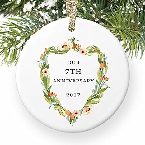 Amazon 7周年記念ギフト 7歳 夫と妻 ラウンド クリスマスオーナメント 記念品 クリスマスツリーデコレーション 結婚記念日 クリスマスツリーギフト アイデア インテリア オンライン通販