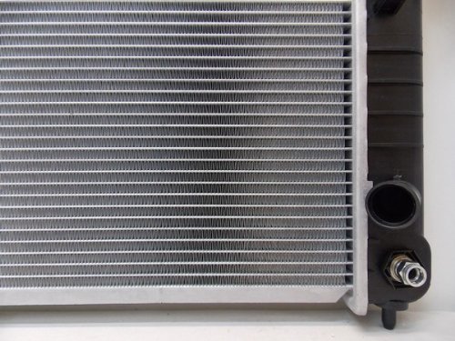 RADIATOR FOR BUICK CHEVY FITS REGAL LUMINA CUTLASS 3.1 3.4 3.8 1518