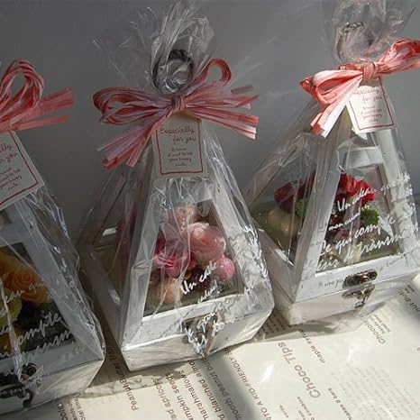 kid friendly wedding favors