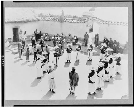 Amazon Photo ネイティブダンス 音楽祭 コスチューム 衣服 Hispanic文化 ボリビア 1900 アートフレーム ポスター オンライン通販