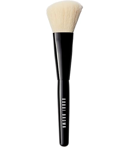 Amazon.com: La Mer The Powder Brush - By La Mer : Beauty