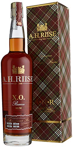 A.H. Riise XO Reserve Chrsitmas Edition| Premium Spirituose auf Rumbasis | Lieblich, Würzig | 700 ml | 40% Vol.