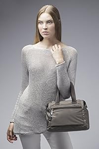 hedgren eva m shoulder bag