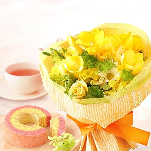 Amazon Co Jp 誕生日 プレゼント 女性 誕生日プレゼント 花とスイーツ 花束 お菓子 生花 ブーケ 結婚記念日 季節の花束 アレンジメント ギフト フリージア イエロー Sサイズ 食品 飲料 お酒